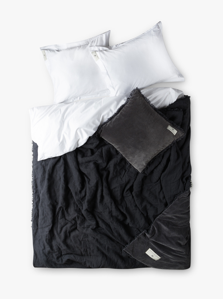 Spirit of the Nomad lyxigt överkast Lava Grey