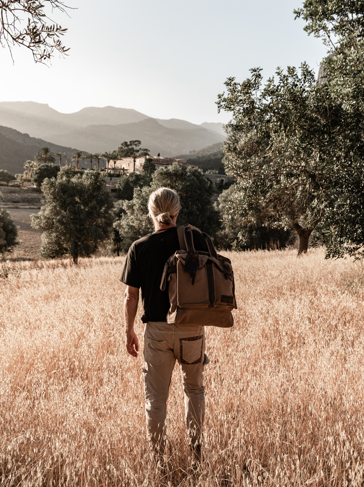 Nomad Daybag - Khaki