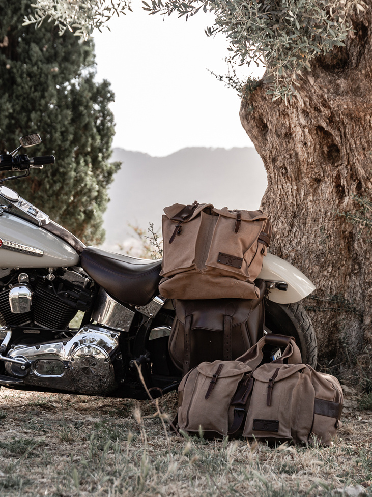 Nomad Daybag - Khaki