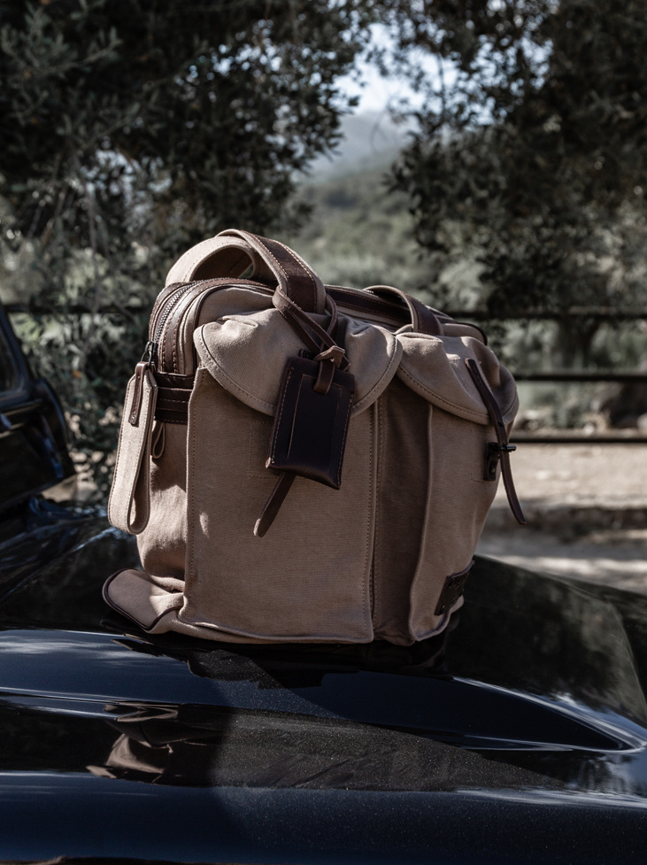 Nomad Daybag - Khaki