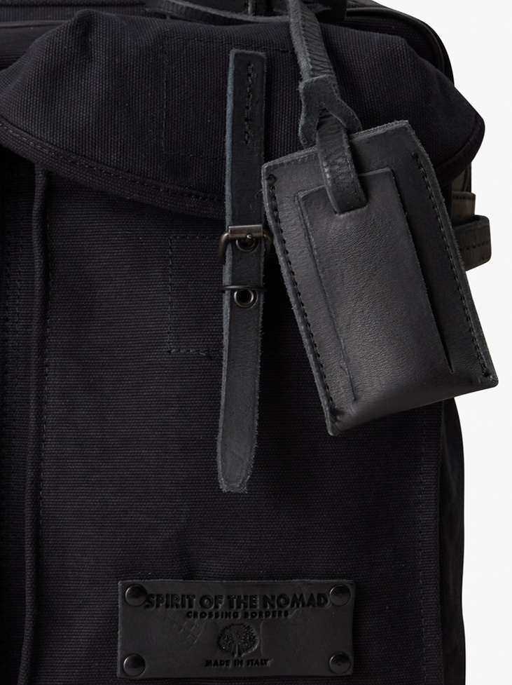 Nomad Daybag - Lava Grey