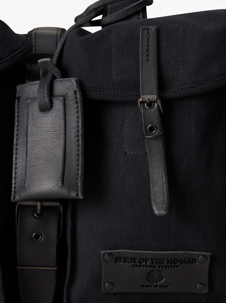 Nomad Weekend Bag - Lava Grey