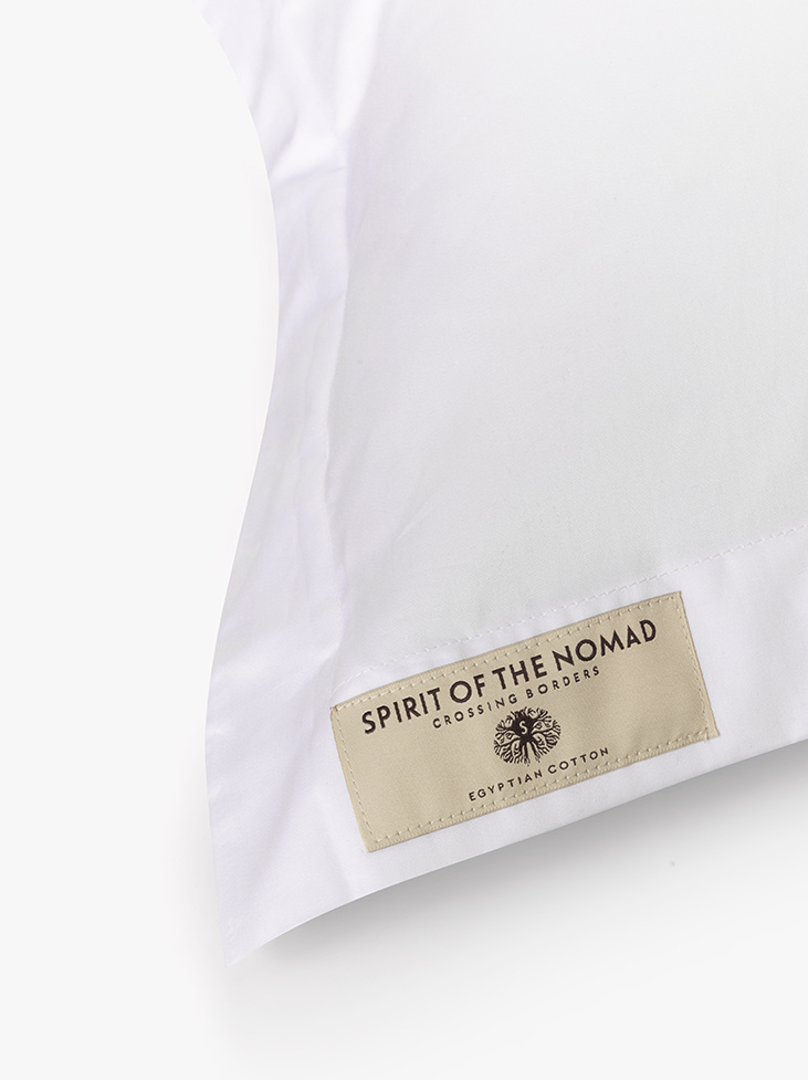 Spirit of the Nomad örngott Pure White