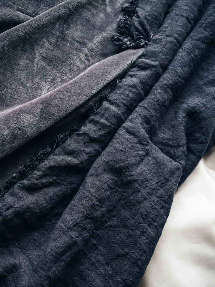 ÖVERKAST - Lava Grey 180x260 cm